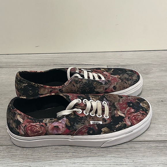 VANS OLD SCHOOL FLORAL - Picture 2 of 2